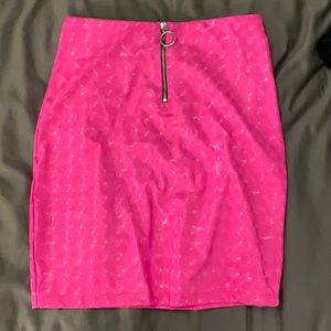 pink pencil skirt